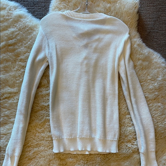 AUTHENTIC BEBE pre-owned LOGO LONG Sleeve white SWEATER TOP SIZE M - Picture 3 of 9